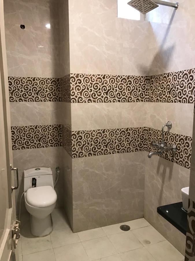 纳特拉吉酒店 Bulandshahr 外观 照片